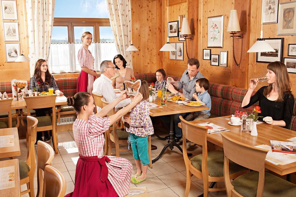 Landzeit Motor-Hotel St. Valentin Экстерьер фото